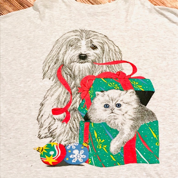 Vintage Tops - FREE Vintage Ugly Christmas Kitty & Puppy T-shirt❤️🐈‍⬛🐶